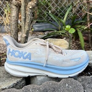 HOKA One One Clifton 9 Shoes Womens 10.5 B Oak Albaster Cream Beige 1132211